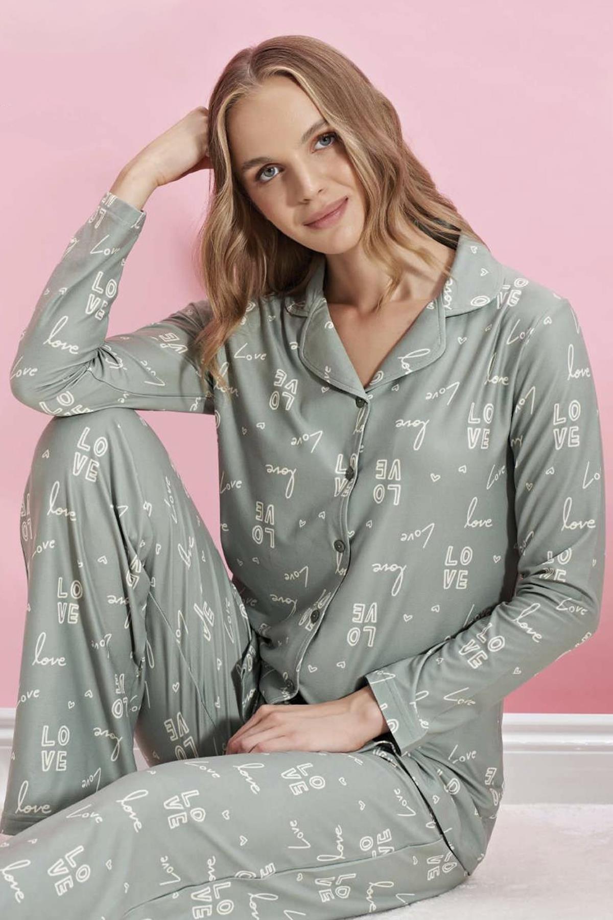 Women's Front Buttoned Pajama Set Green