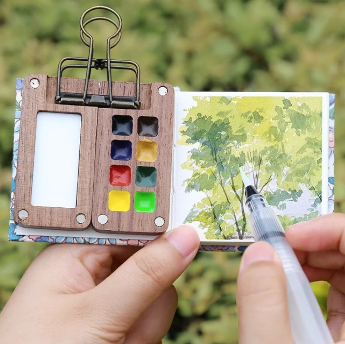 Portable 8-Color Watercolor Sketch Set