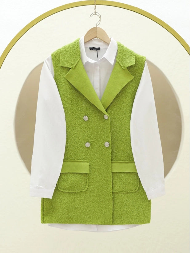 Buttoned Double Pocket Boucle Vest