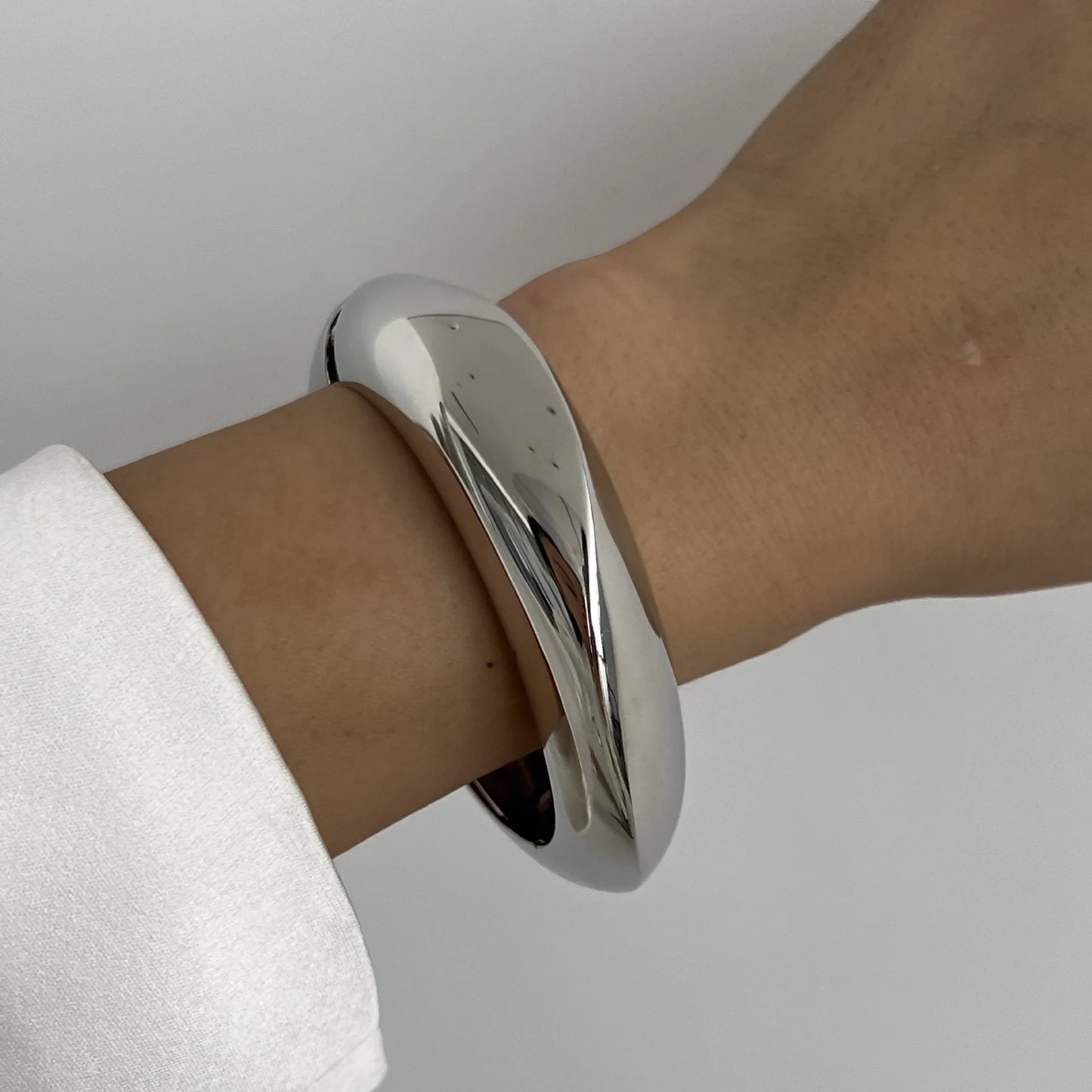 Vintage Hip Hop Cuff Bangles – Punk Metal Bracelets for Women & Men