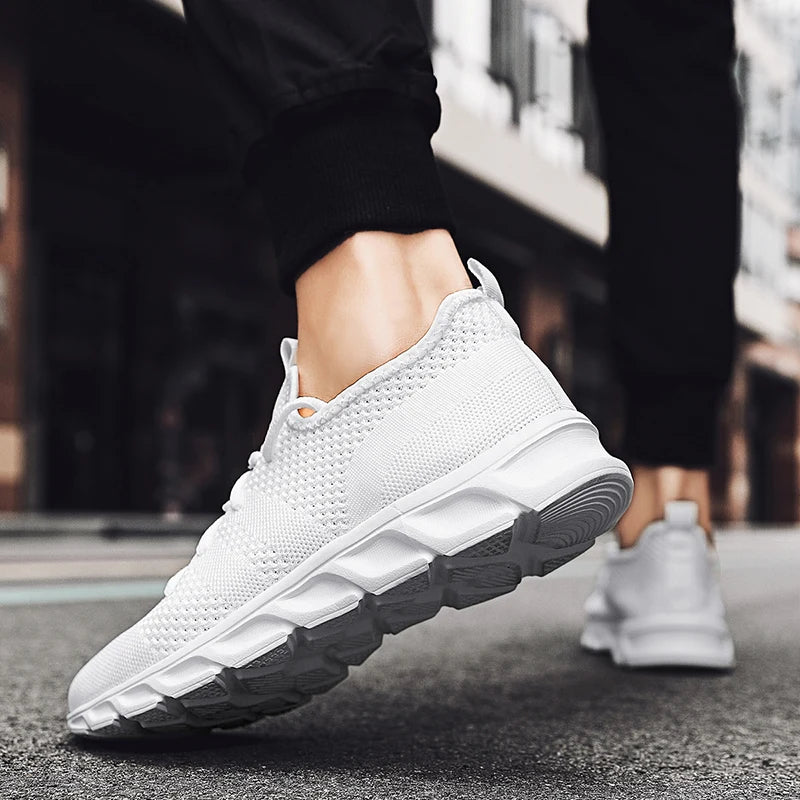 Men's casual sports shoes, breathable summer light sneakers