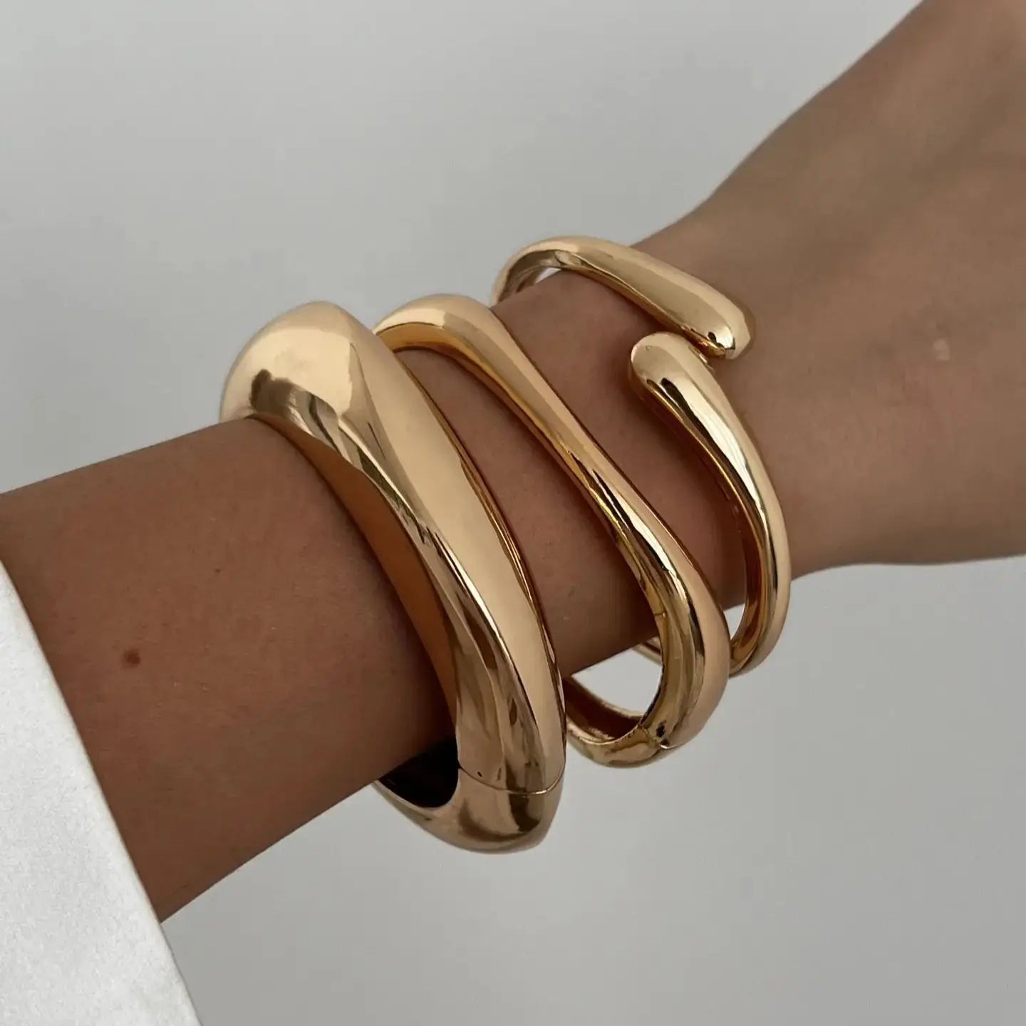 Vintage Hip Hop Cuff Bangles – Punk Metal Bracelets for Women & Men