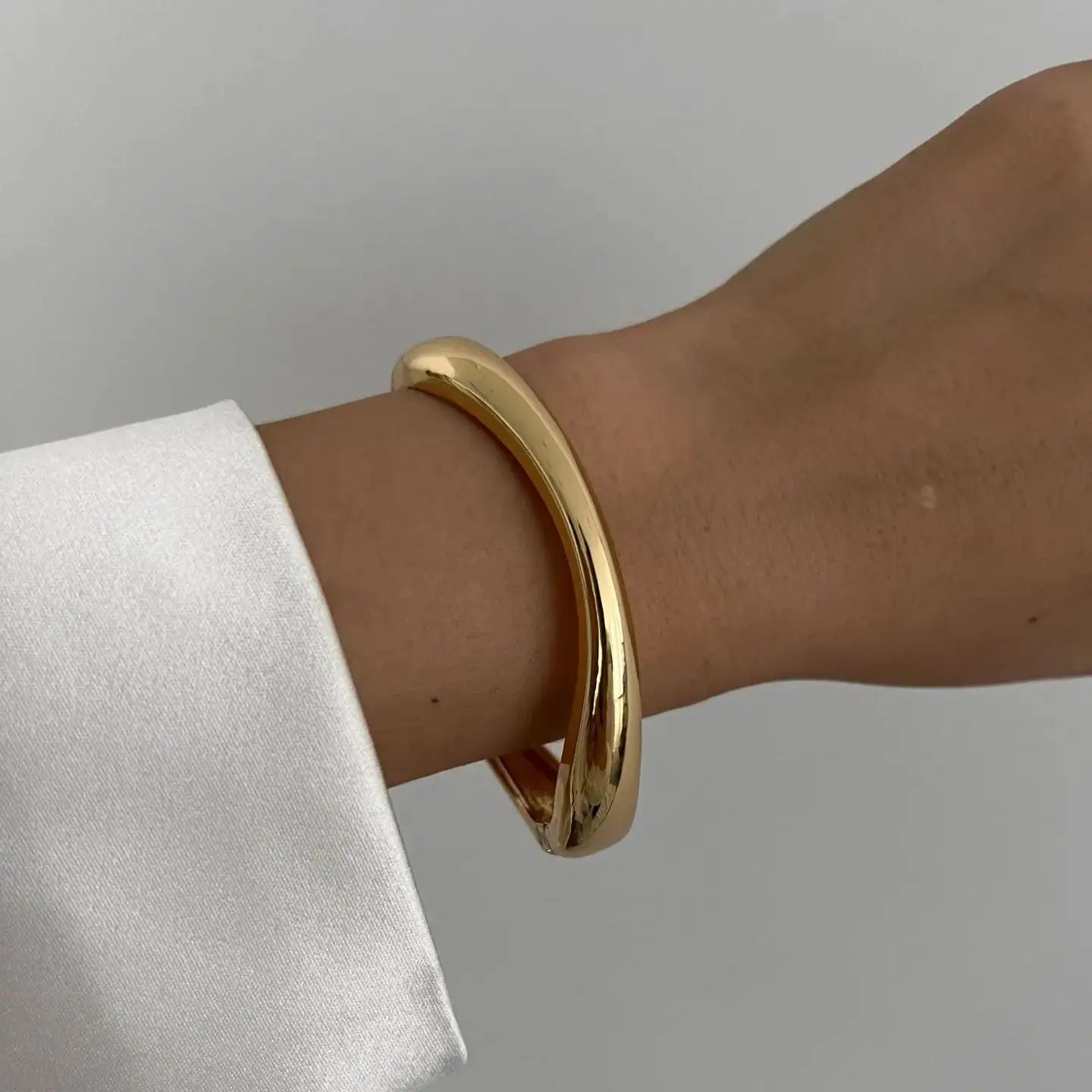 Vintage Hip Hop Cuff Bangles – Punk Metal Bracelets for Women & Men