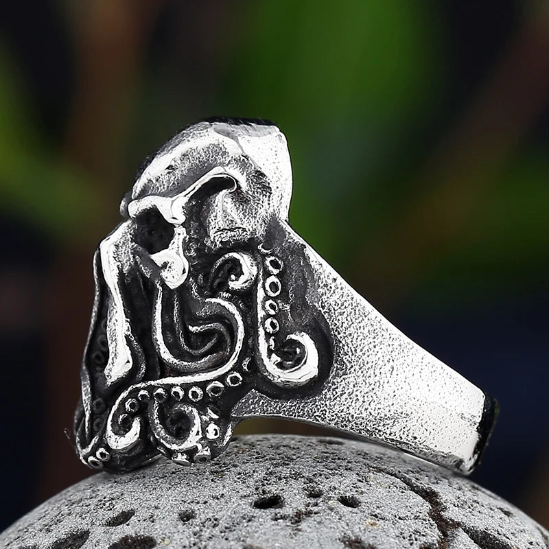 2024 New Christmas Charm Halloween Octopus Skull Punk Stainless Steel Seaman Rings Men Anel Puck Jewelry Halloween Gift