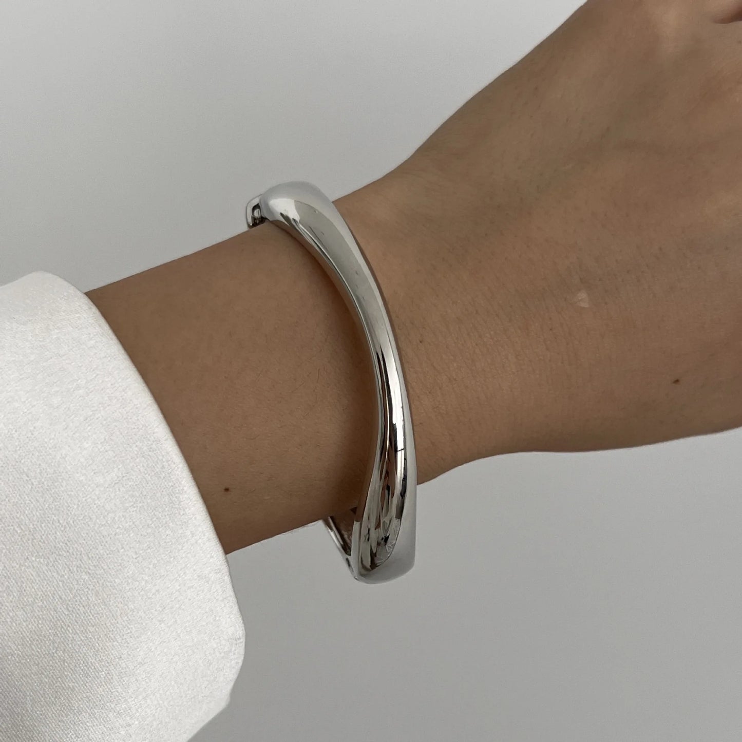 Vintage Hip Hop Cuff Bangles – Punk Metal Bracelets for Women & Men