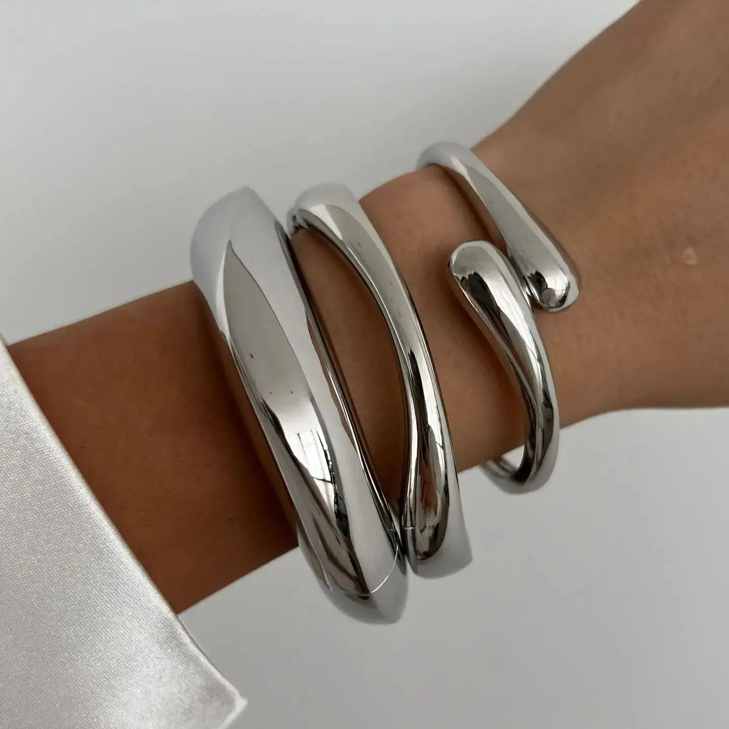 Vintage Hip Hop Cuff Bangles – Punk Metal Bracelets for Women & Men