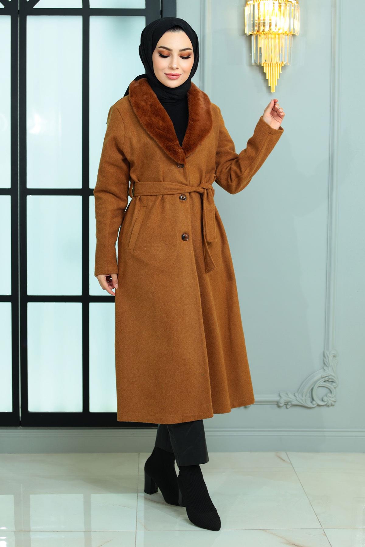 Wide Fur Collar Cashmere Coat