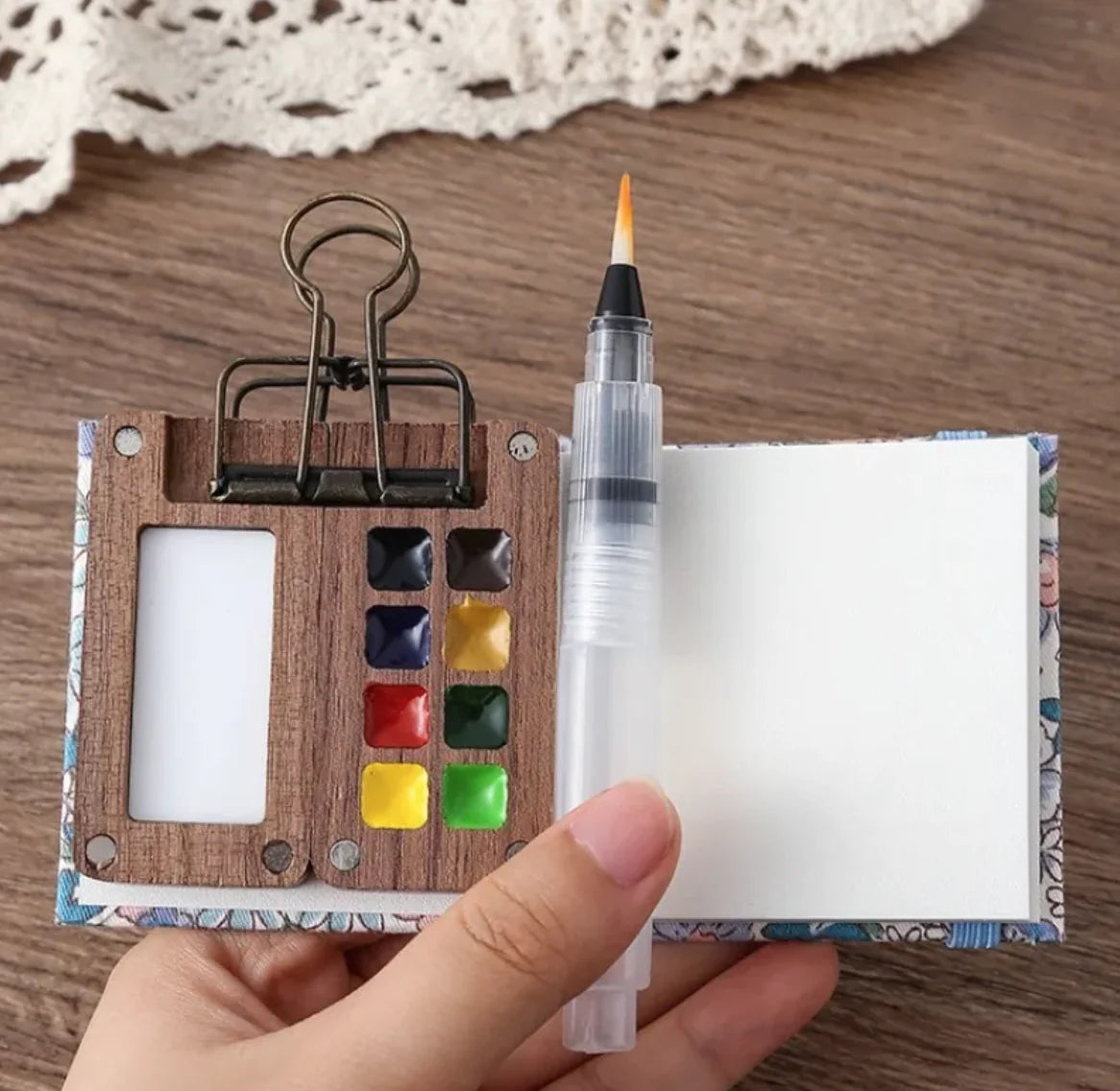 Portable 8-Color Watercolor Sketch Set